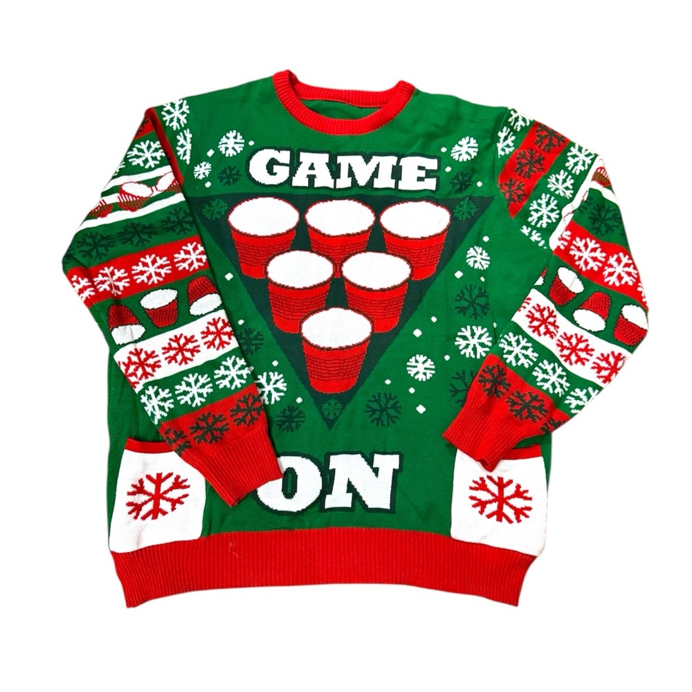 Giggling Getup Beer Pong Ugly Christmas Sweater XL